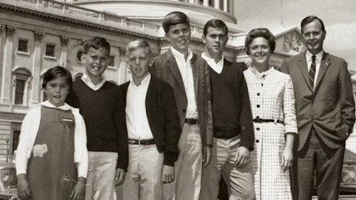 The Bush Years: Family, Duty, Power Season 1 Episode 1 - Fathers & Sons