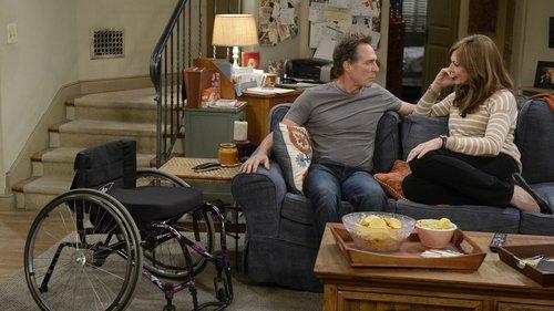 Mom Season 3 Episode 18 - Beast Mode and Old People Kissing