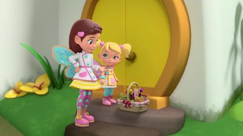 Butterbean's Café Season 1 Episode 21 - The New Neighbors!