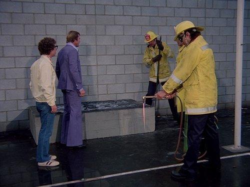 The Six Million Dollar Man Season 4 Episode 15 - Danny's Inferno