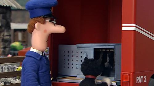 Postman Pat: Special Delivery Service Season 1 Episode 8 - Fruit Bats