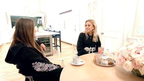 The Real Housewives of Beverly Hills Season 13 Episode 4 - Hellevator