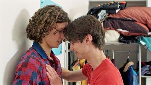 Single, Out Season 1 Episode 2 - Out