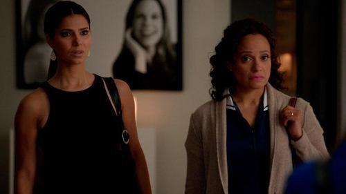 Devious Maids Season 1 Episode 7 - Taking a Message