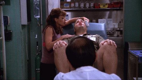 The King of Queens Season 2 Episode 3 - Assaulted Nuts