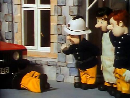 Fireman Sam Season 3 Episode 1 - Dilys' Forgetful Day