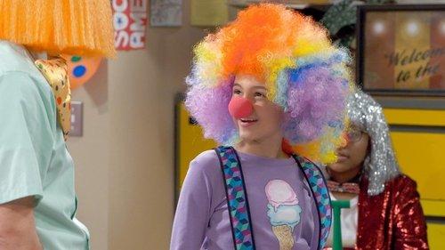 Just Roll with It Season 2 Episode 17 - In Da Club