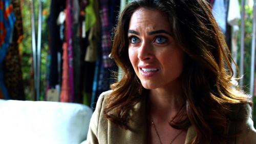 Law & Order: LA Season 1 Episode 12 - Benedict Canyon