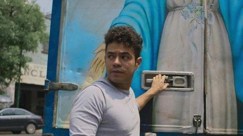 Profe Infiltrado Season 1 Episode 1 - Un perro con muchas correas