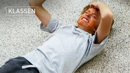 Klassen Season 8 Episode 19 - Accident in class?