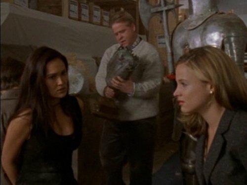 Relic Hunter Season 1 Episode 11 - Irish Crown Affair