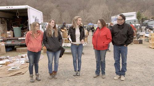 Flea Market Flip Season 12 Episode 3 - All in the Flipping Family