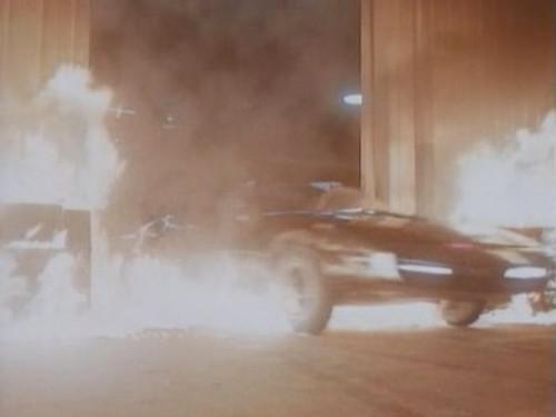 Knight Rider Season 4 Episode 16 - Knight of a Thousand Devils