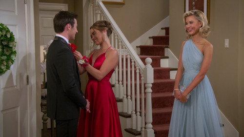 Alexa & Katie Season 4 Episode 7 - Last Dance
