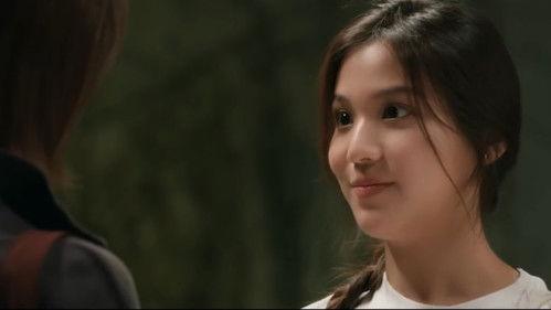 Us Season 1 Episode 2 - Blue Friday Night