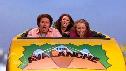 Hannah Montana Season 4 Episode 3 - California Screamin'