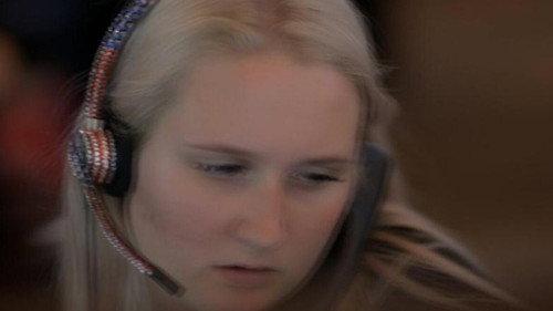 911 Crisis Center Season 2 Episode 16 - The Officer's Wife