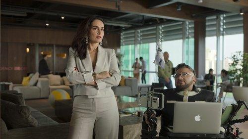 Nothing to See Here Season 2 Episode 5 - Time to Follow Your Dreams