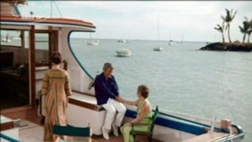 Hawaii Five-O Season 1 Episode 3 - Full Fathom Five