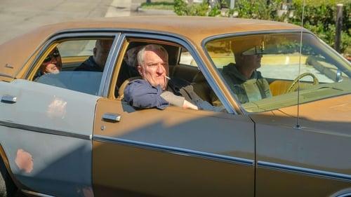 Shameless Season 10 Episode 12 - "Gallavich!"