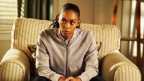 Black Lightning Season 3 Episode 12 - The Book of Markovia: Chapter Three: Motherless ID