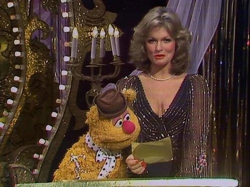 The Muppet Show Season 4 Episode 12 - Phyllis George