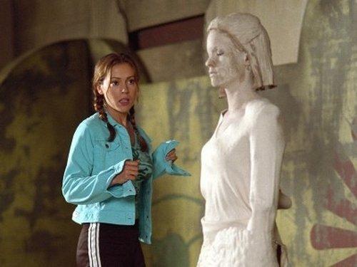 Charmed Season 4 Episode 5 - Size Matters