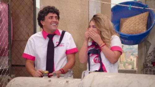 Una familia de diez Season 9 Episode 8 - Se atormenta una vecina