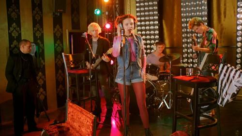 The '90-s. Funny and Loud Season 1 Episode 7 - Episode 7