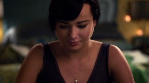 Awkward. Season 2 Episode 1 - Resolutions