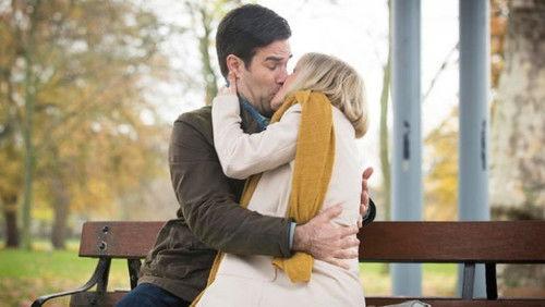 Catastrophe Season 1 Episode 4 - Episode 4