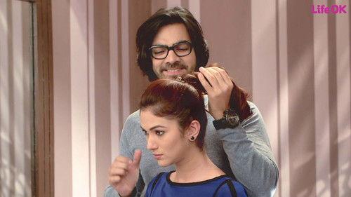 Bahu Hamari Rajni Kant Season 1 Episode 3 - Rajni Ruins Shaan's Presentation