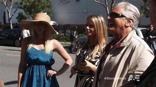 Storage Wars Season 4 Episode 16 - Barry's Angels