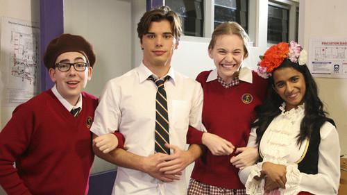 You're Skitting Me Season 3 Episode 17 - Episode 17