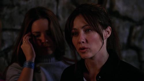 Charmed Season 3 Episode 12 - Wrestling with Demons