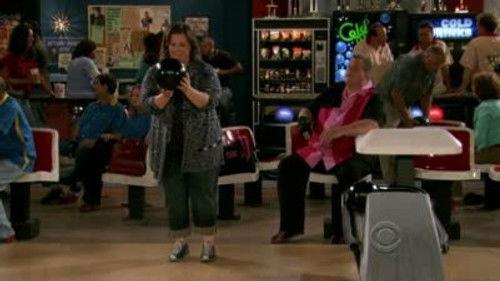 Mike & Molly Season 1 Episode 3 - First Kiss