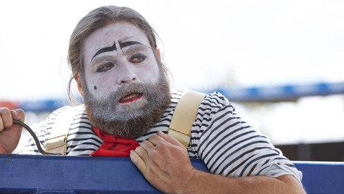 Baskets Season 1 Episode 1 - Renoir