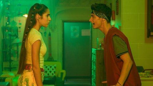 Ayla and The Mirrors Season 1 Episode 17 - The Class Weirdo