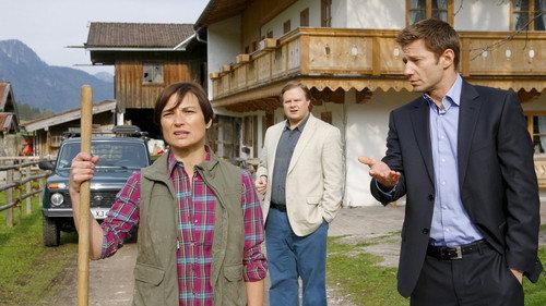 Die Rosenheim-Cops Season 12 Episode 5 - Betriebsausflug in den Tod