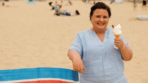 Susan Calman's Summer By the Sea Season 3 Episode 1 - Clacton-on-Sea