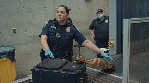 Contraband: Seized at the Border Season 4 Episode 3 - A King-Size Bust