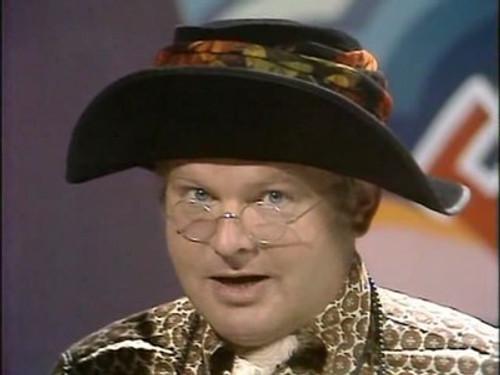 The Benny Hill Show Season 2 Episode 1 - The Underworld Water of Jacques Custard