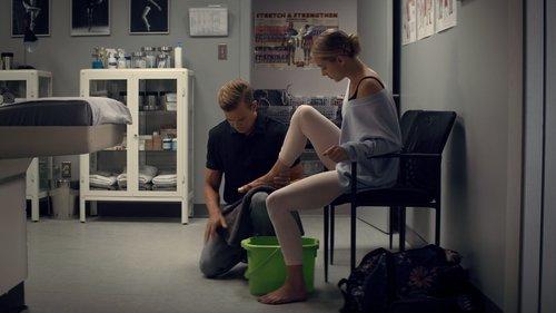 Tiny Pretty Things Season 1 Episode 2 - Range of Motion