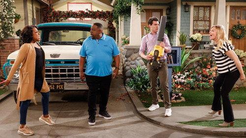 The Neighborhood Season 6 Episode 7 - Welcome to the Stand-Off