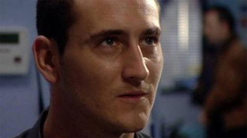 Casualty Season 16 Episode 18 - Checking In, Checking Out