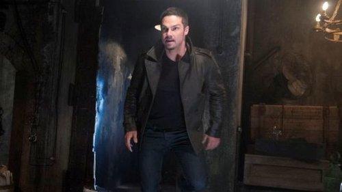 Beauty and the Beast Season 2 Episode 12 - Recipe For Disaster