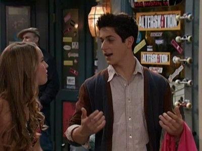 Wizards of Waverly Place Season 2 Episode 26 - Wizards vs. Vampires on Waverly Place
