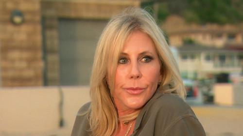 The Real Housewives of Orange County Season 11 Episode 3 - Lies in the Air, Sand in My Hair