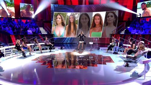 La Isla de las Tentaciones Season 5 Episode 4 - The temptations debate: The first party and the first temptation light