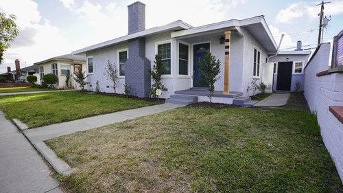 Background image for Location, Location, Laundromat